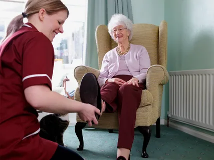 Support Slippers For The Elderly